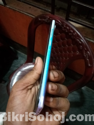 Vivo y1s. Ram:2:32